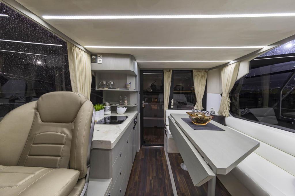 Galeon 360 Fly