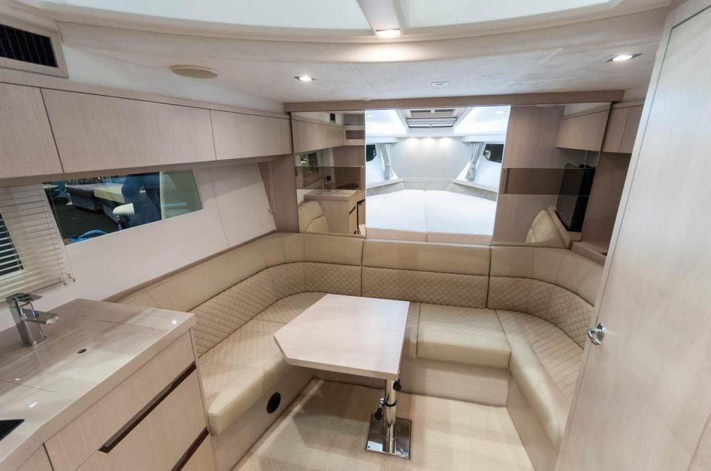 Galeon 365 HTS