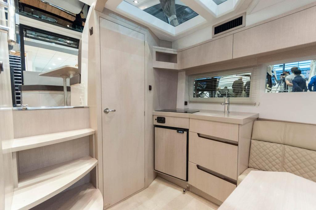 Galeon 365 HTS