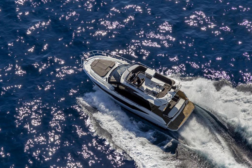 Galeon 400 Fly