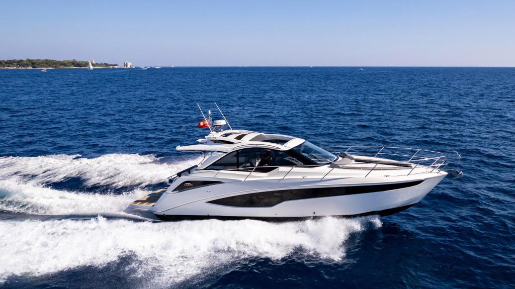 Galeon 405 HTS