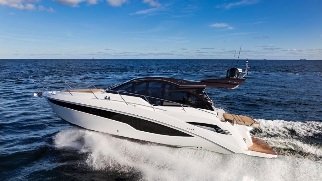 Galeon 425 HTS