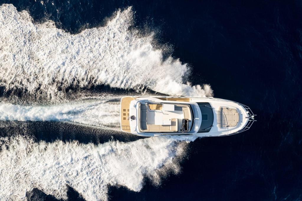Galeon 440 FLy