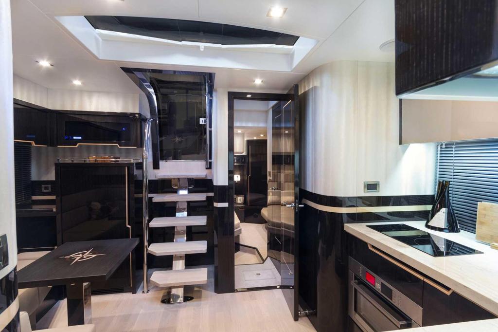 Galeon 485 HTS
