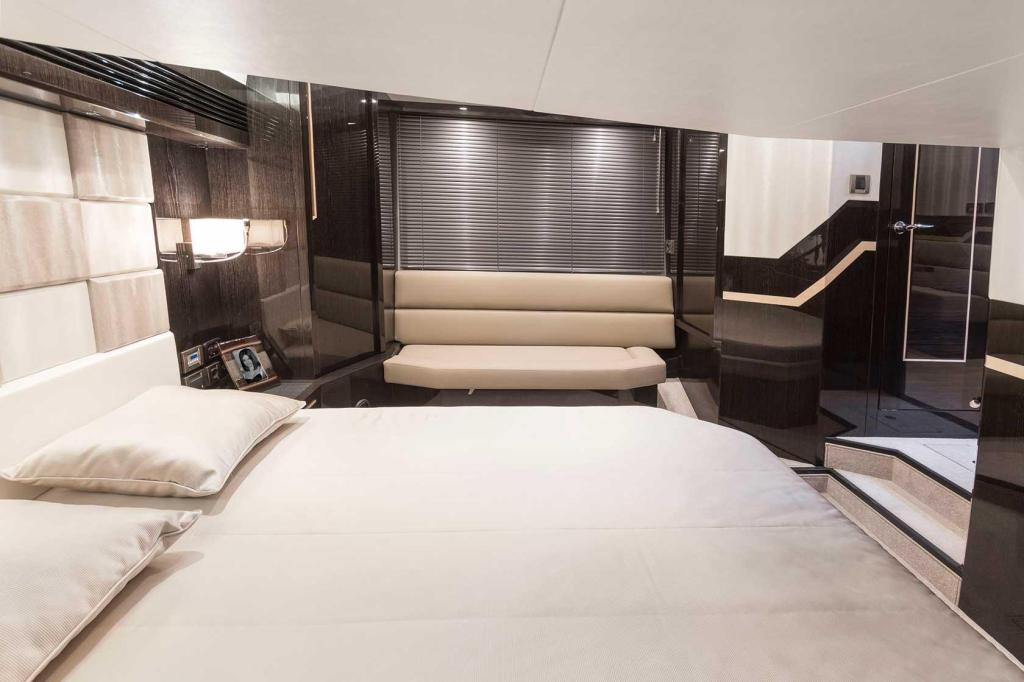 Galeon 485 HTS