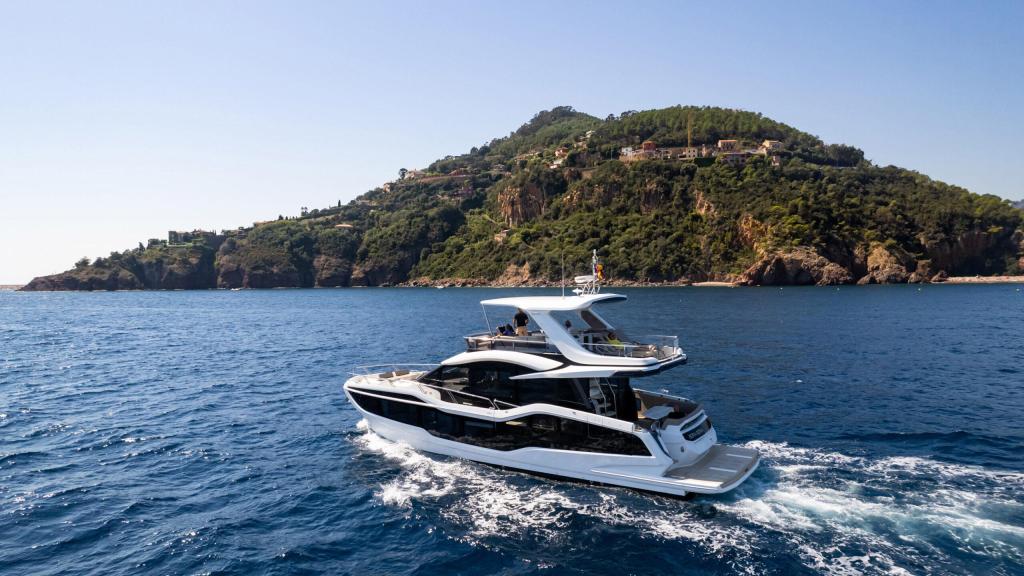 Galeon 560 Fly