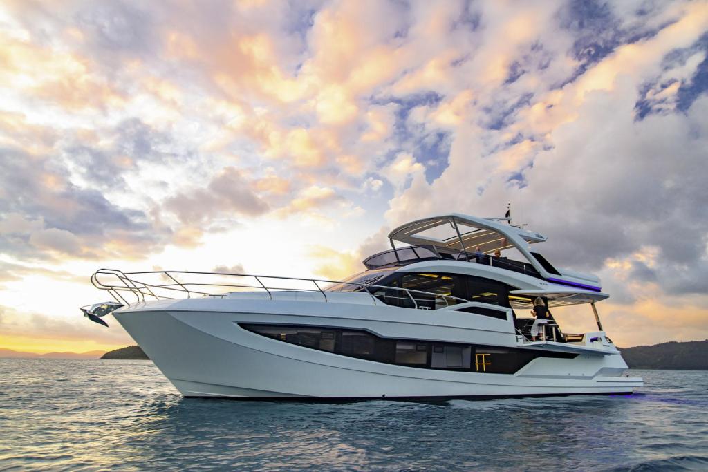 Galeon 640 Fly