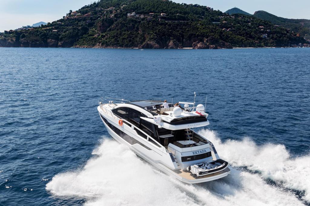 Galeon 650 Skydeck
