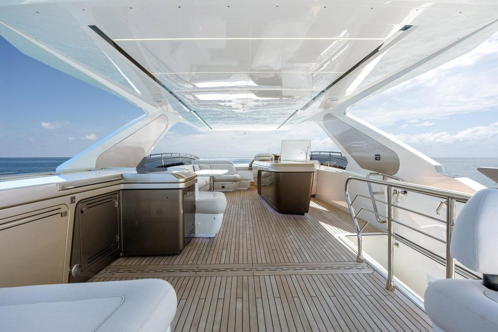 Galeon 800 Fly