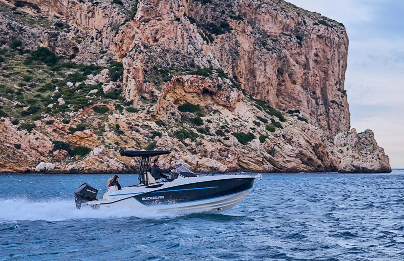 Quicksilver Active 805 Open