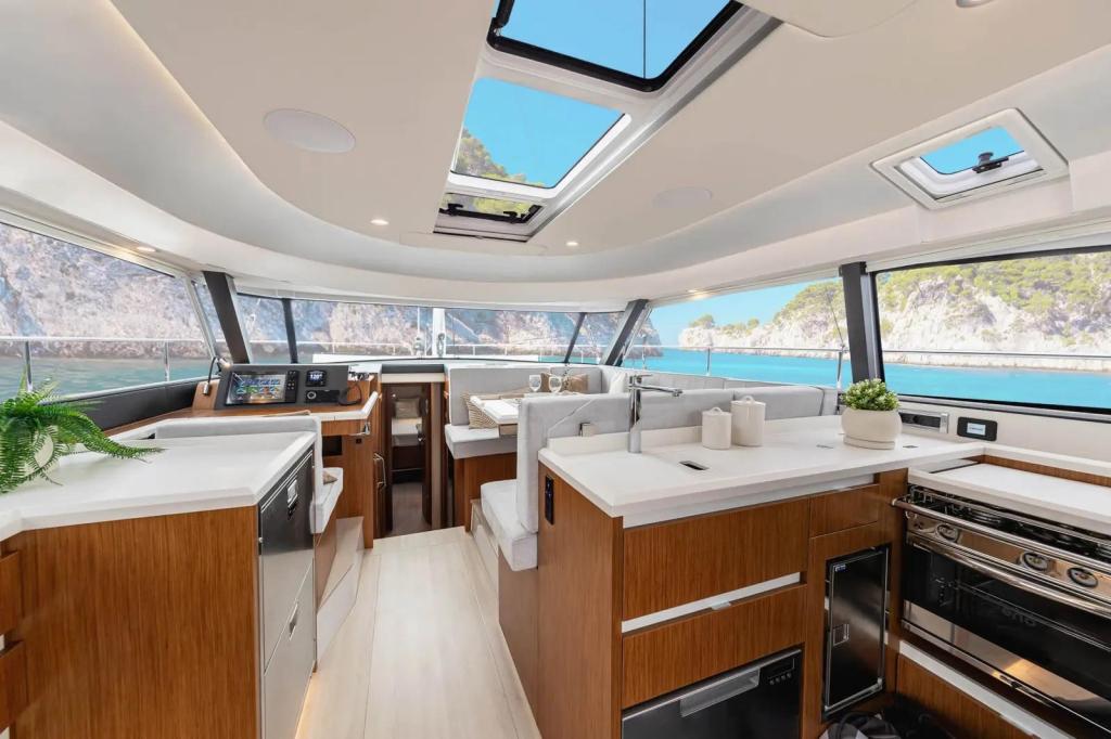 Moody Decksaloon 48