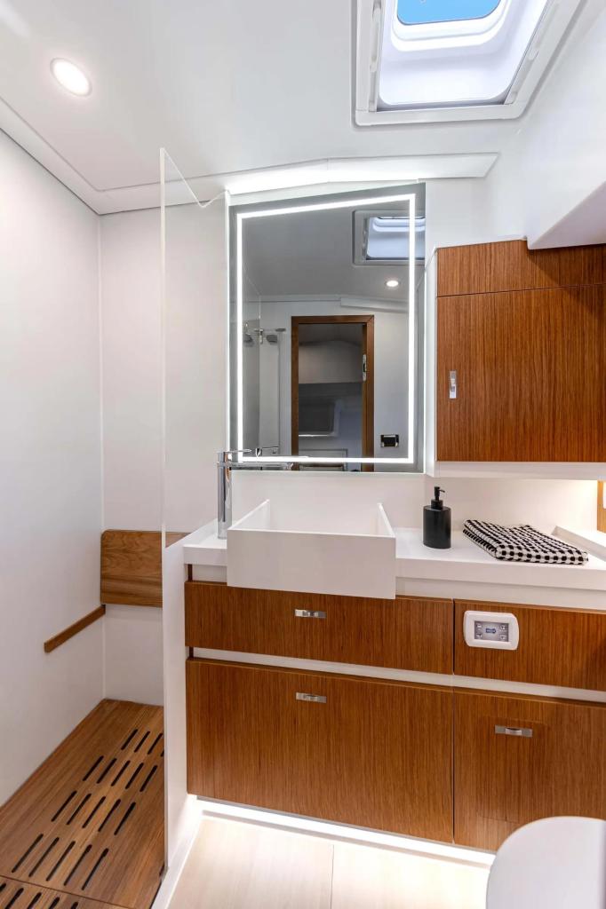 Moody Decksaloon 48
