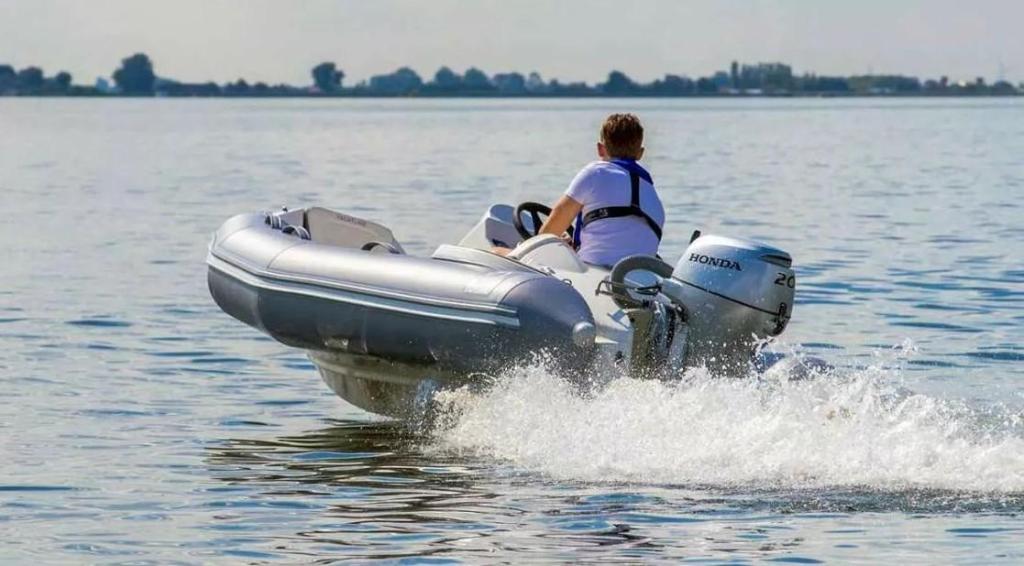 Zodiac Yachtline 400