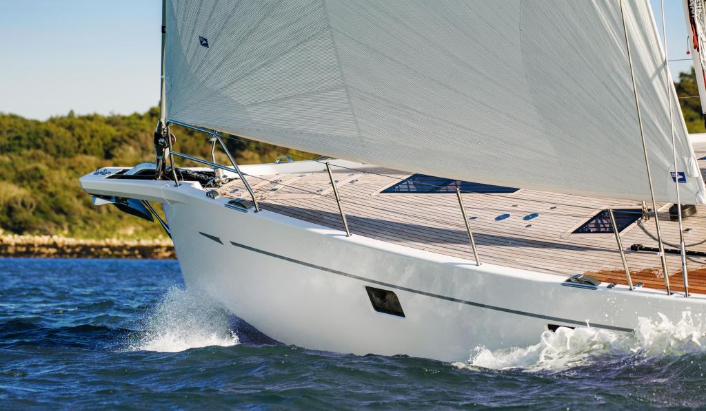 Oyster 595