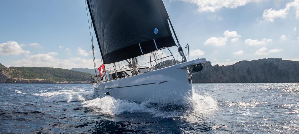 Oyster 745