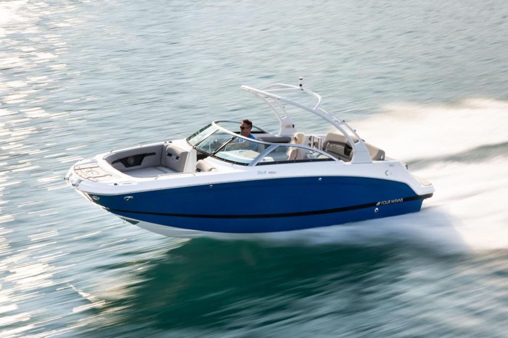 Four Winns HD3 Surf