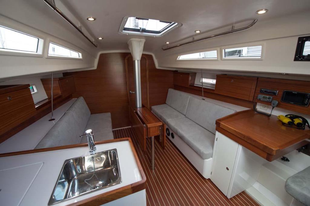 Salona 33