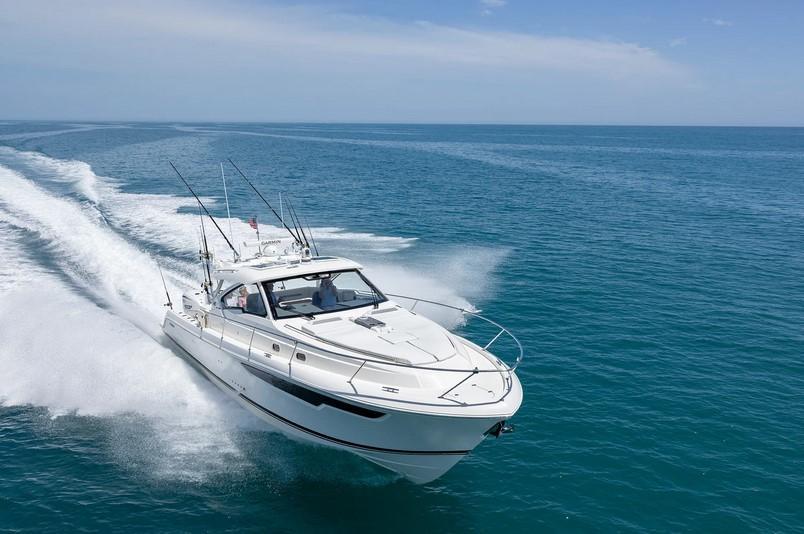 Pursuit Offshore OS 405