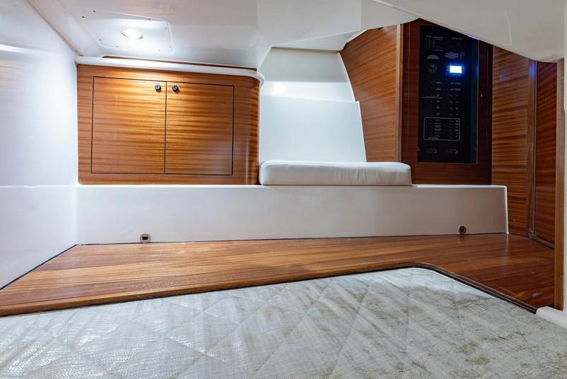 Pursuit Offshore OS 405