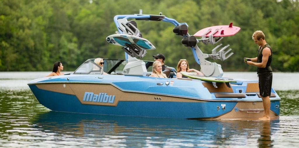 Malibu M220