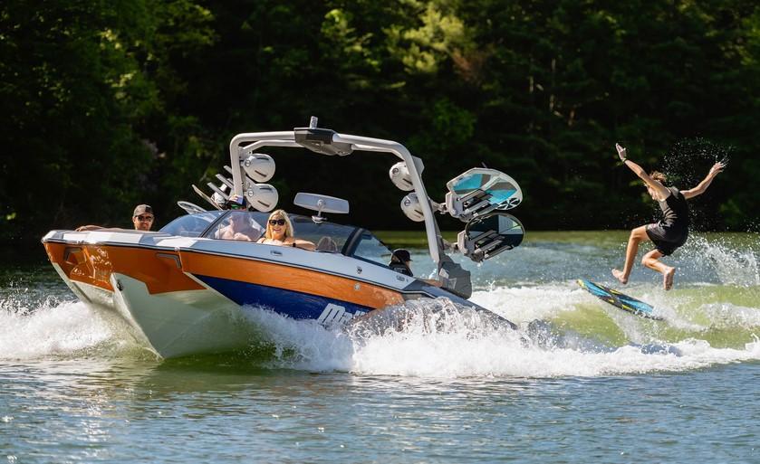 Malibu 23 MXZ