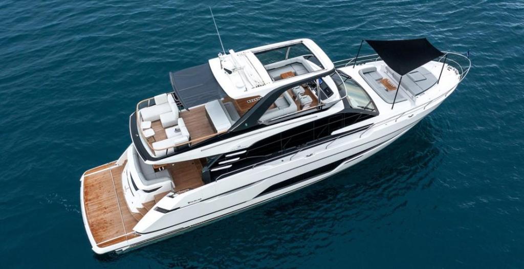 Fairline Squadron 68