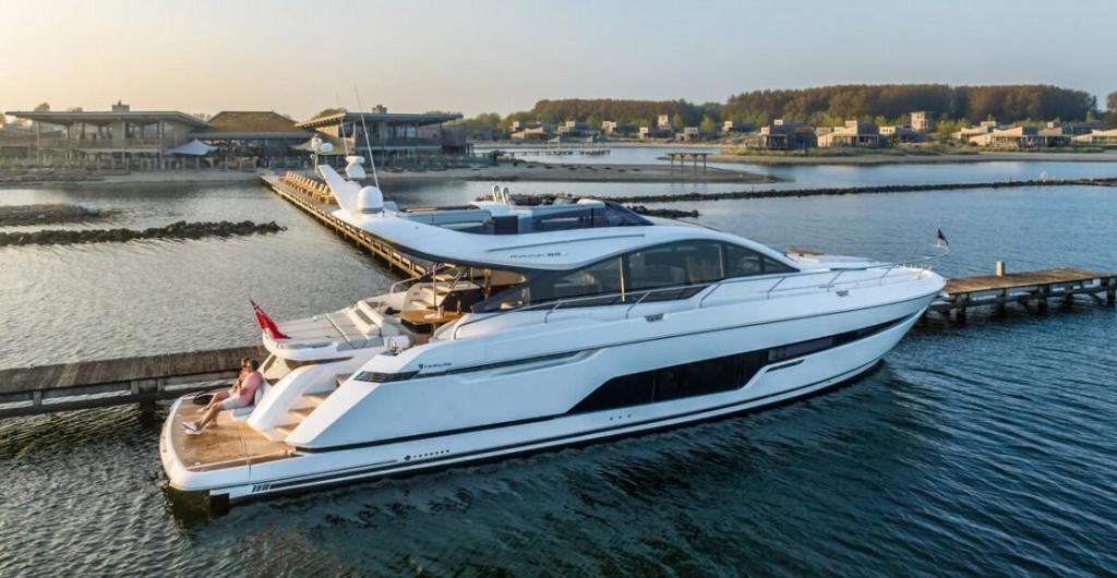 Fairline Phantom 65