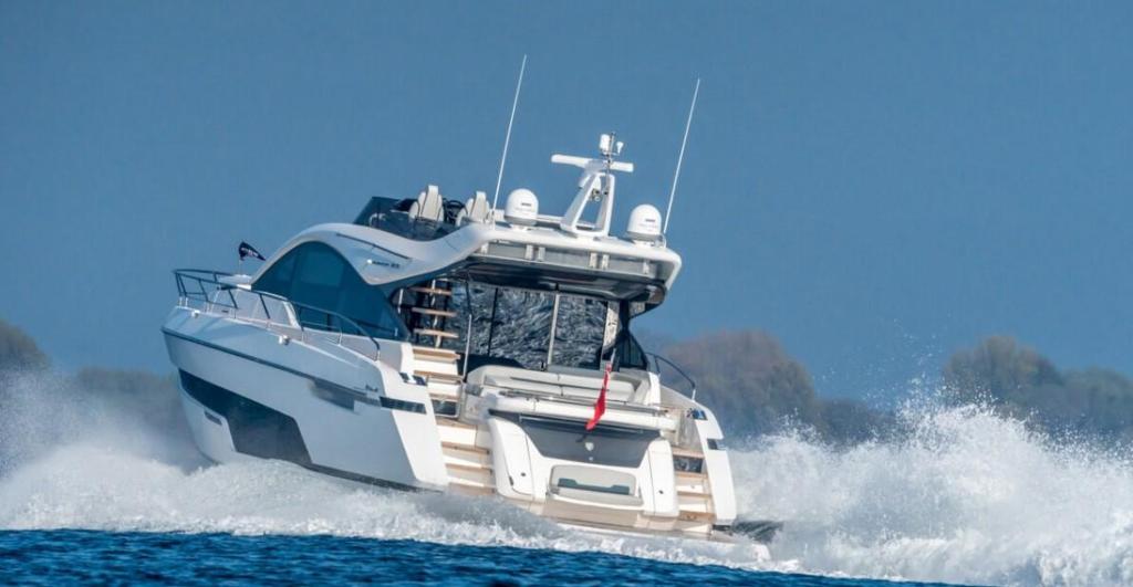 Fairline Phantom 65