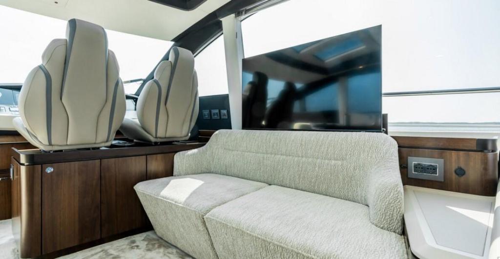 Fairline Phantom 65
