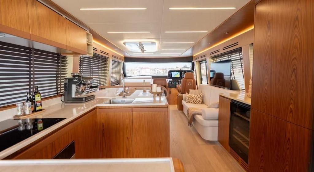 Greenline 58 Coupe