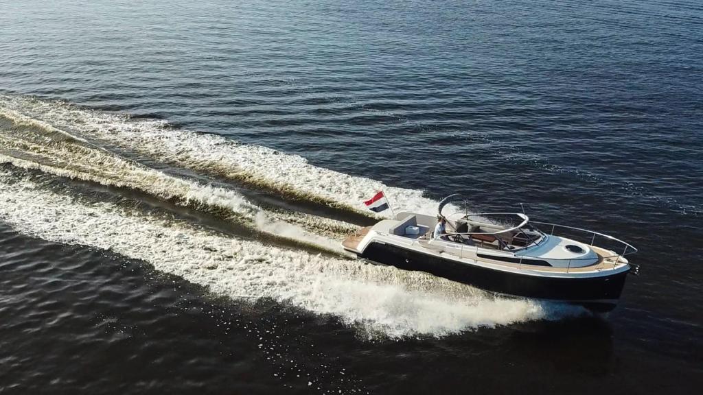 Interboat 950 Cabin