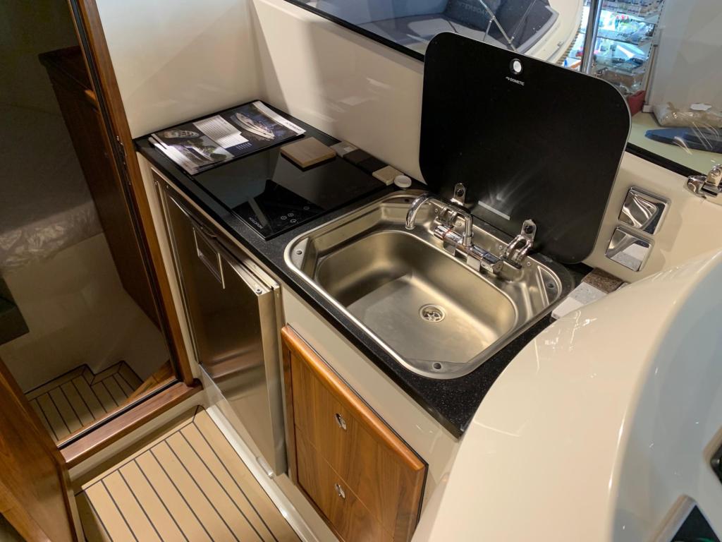 Interboat 950 Cabin