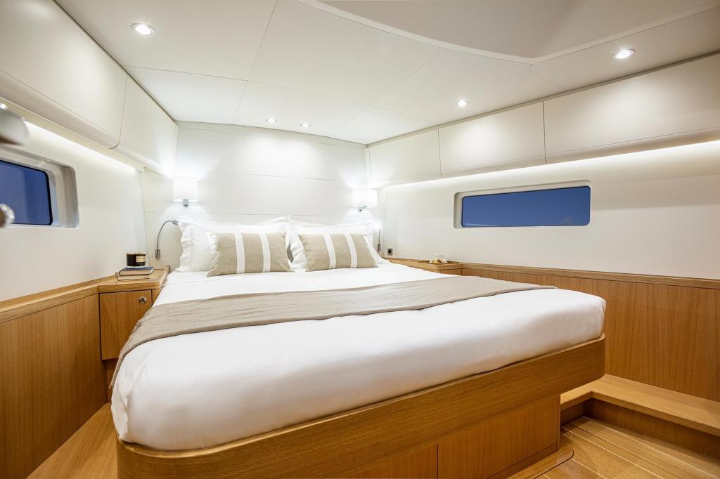 Nautors Swan Swan 58