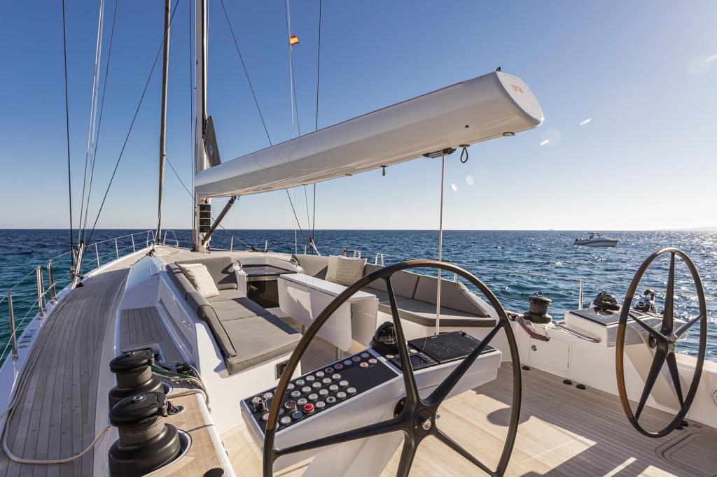 Nautors Swan Swan 65