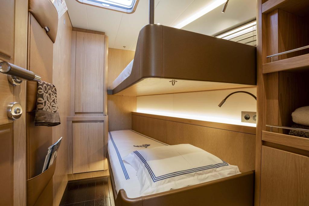 Nautors Swan Swan 65