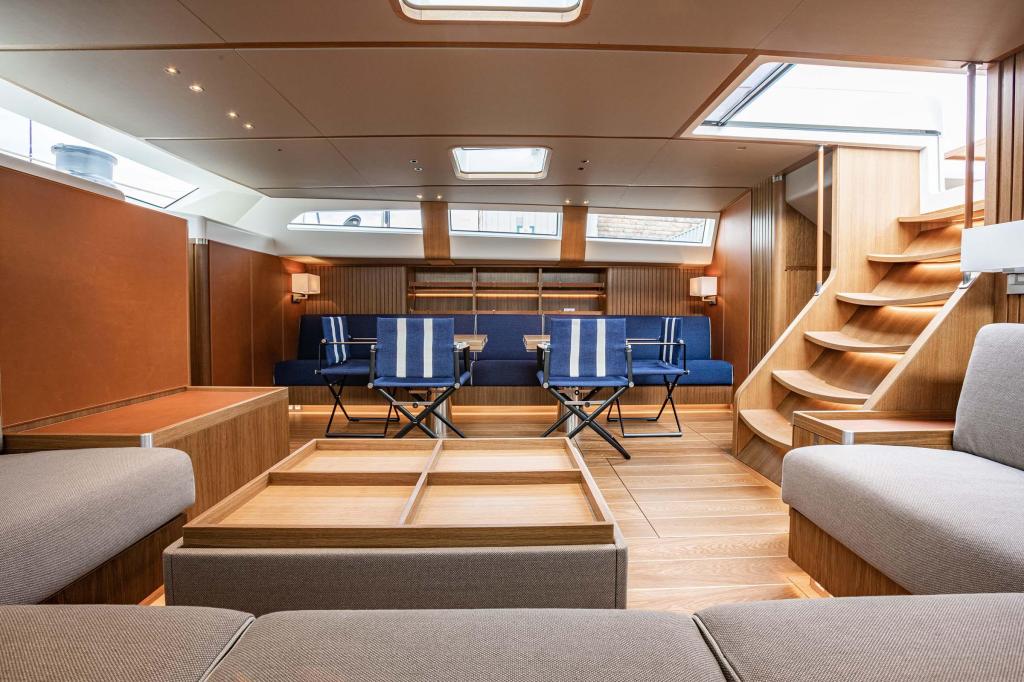 Nautors Swan Swan 98