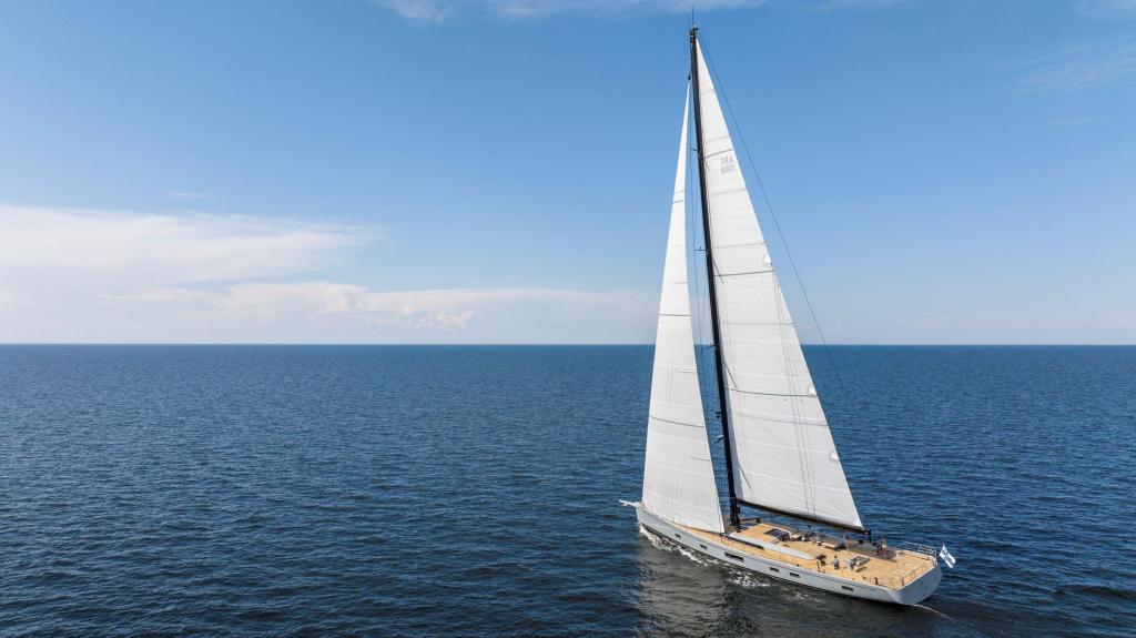 Nautors Swan Swan 108