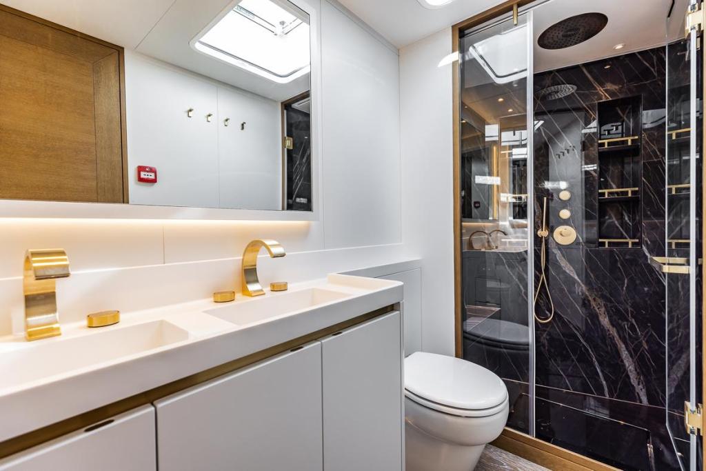 Nautors Swan Swan 108