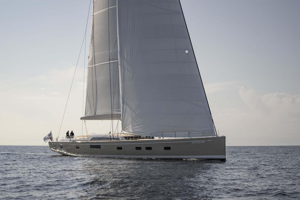 Nautors Swan Swan 120