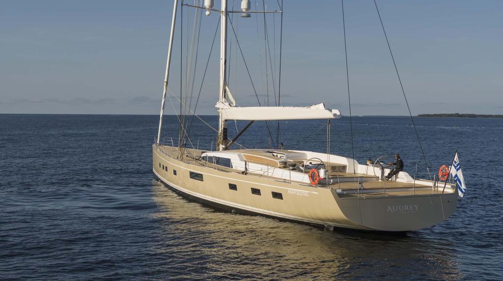 Nautors Swan Swan 120