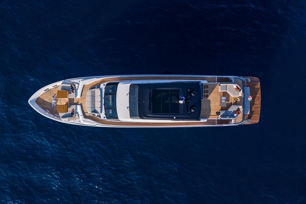 Ferretti 1000 SkyDeck