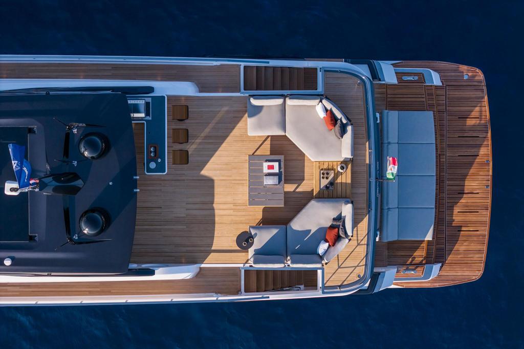 Ferretti 1000 SkyDeck