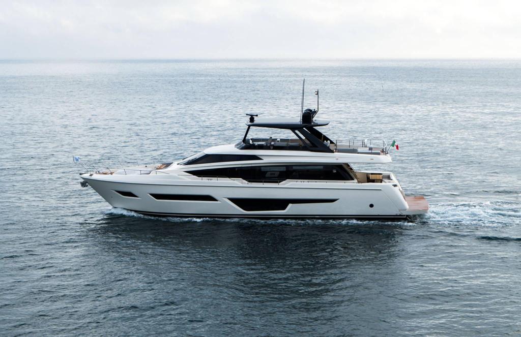 Ferretti 780