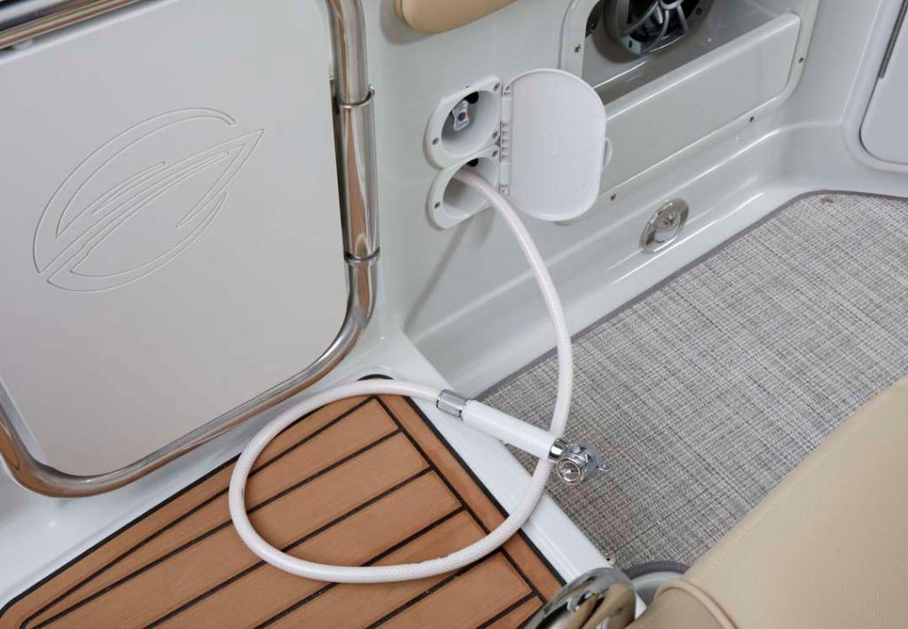Crownline 270 CR