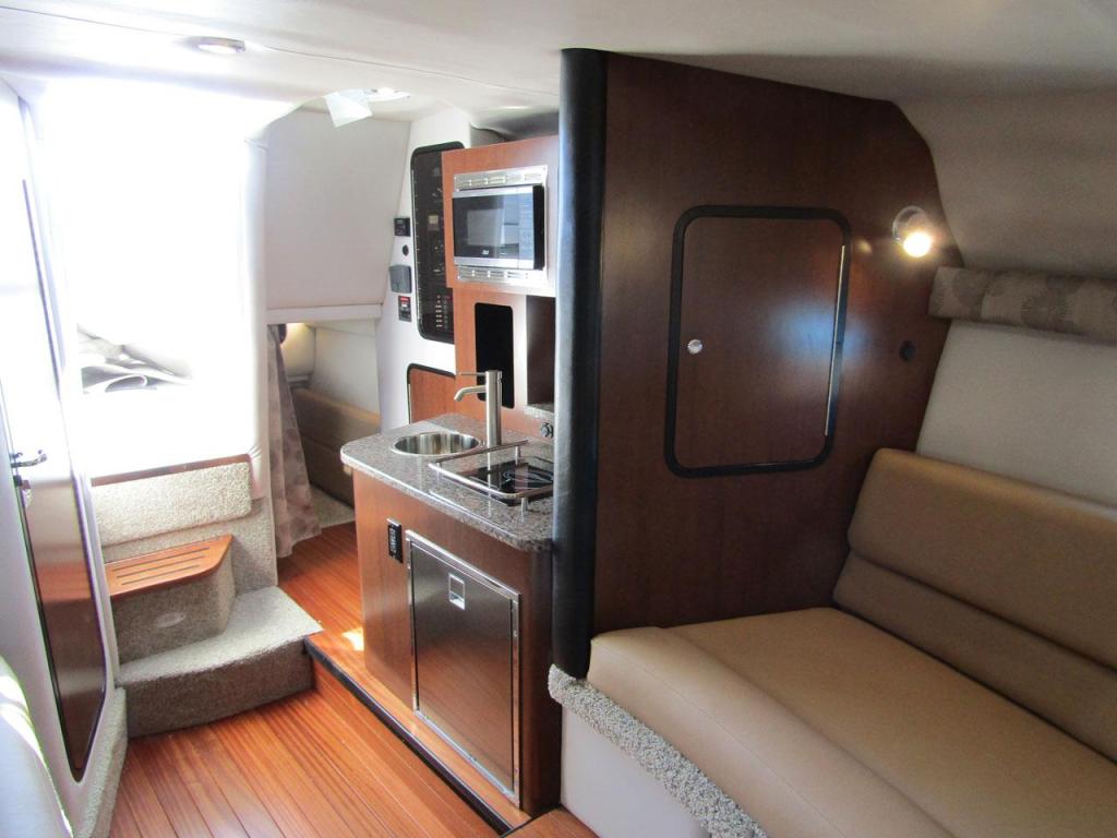 Crownline 310 CRX