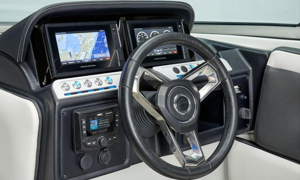Crownline 270 SS Surf