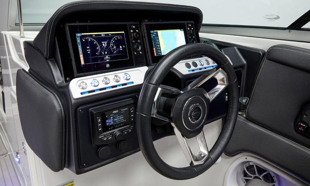 Crownline E255 Surf