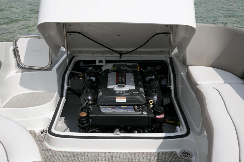 Crownline E255