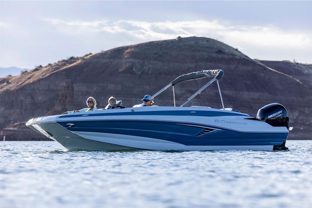 Crownline E210 XS