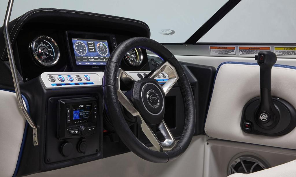 Crownline E220 XS